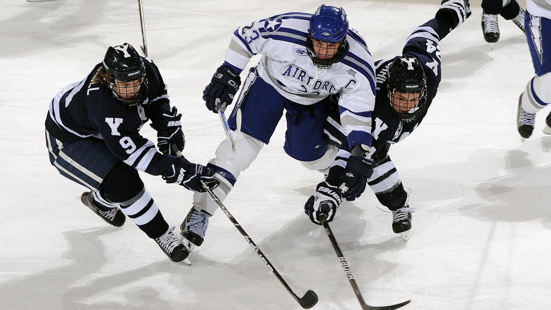 开云体育官方网入口-德甲攻防精彩纷呈：策略与力量的完美结合！，德甲防守最好的球队